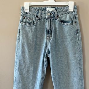 Womens’ H&M Faded Jeans Size 2